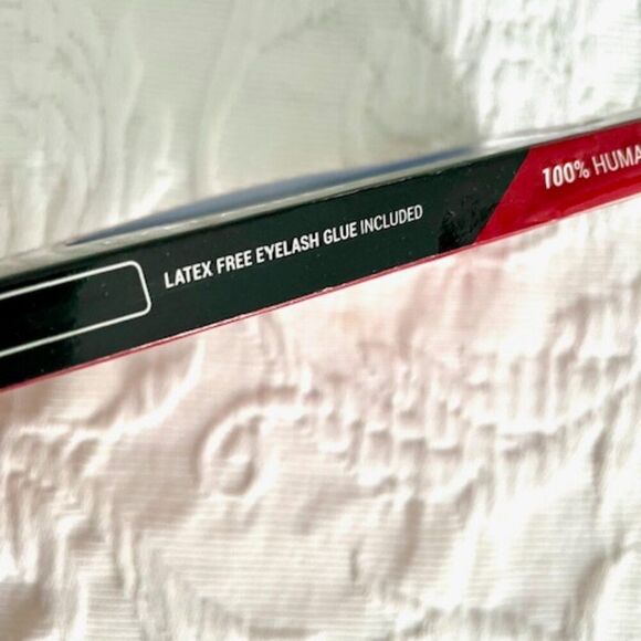 J. Cat 100% Human Hair Eyelashes and Latex Free Eyelash Glue - Picture 6 of 6